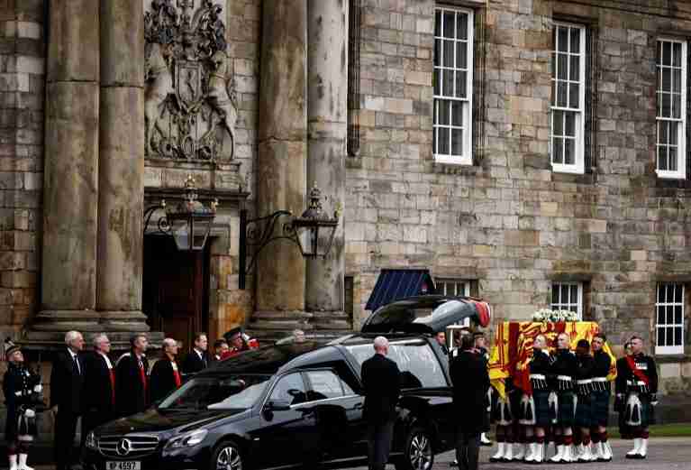 Presiden China Jinping Ucapkan Selamat Pada Raja Charles Iii Sebagai