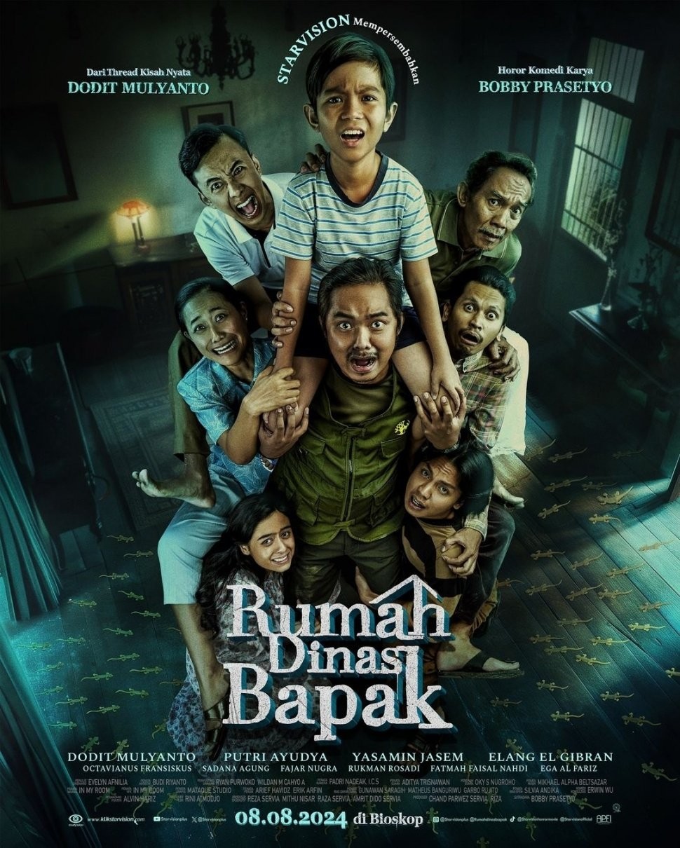 Film Rumah Dinas Bapak Horor yang Tidak Pernah Kehilangan Humor