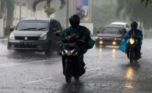 BMKG Prakirakan Hujan Guyur Sejumlah Kota di Indonesia, Waspadai Petir di Beberapa Wilayah