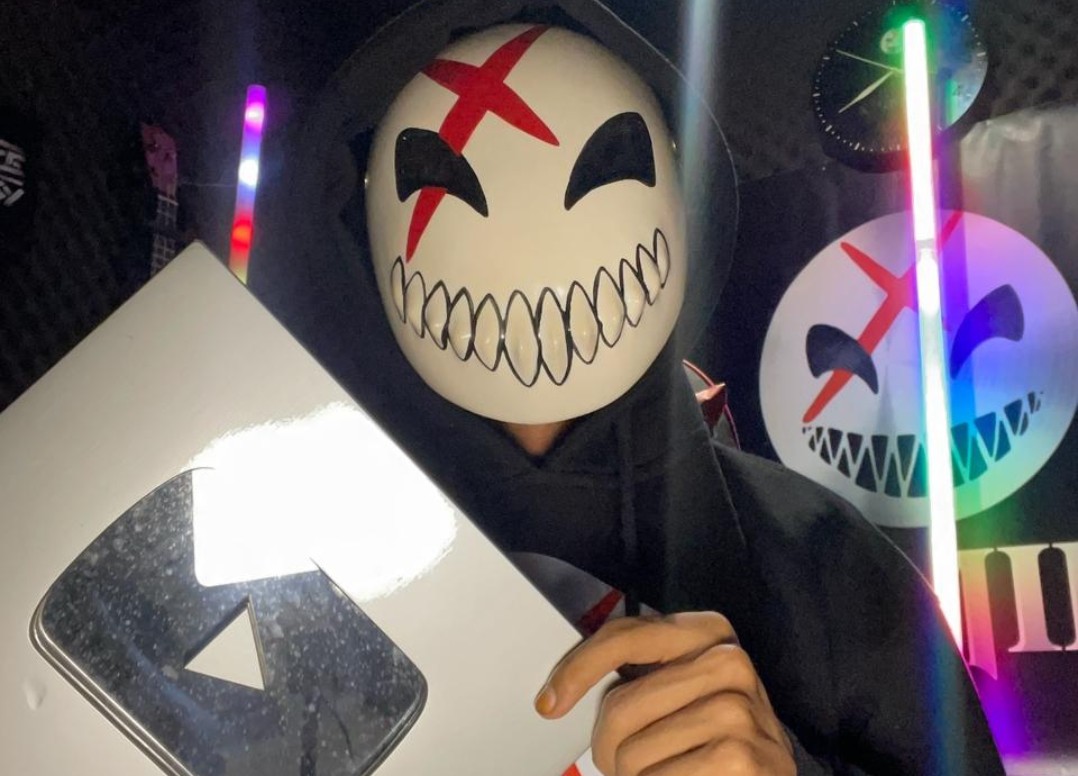 X SMILE, Kreator dan Musisi Indonesia dengan Branding Unik di Platform Digital