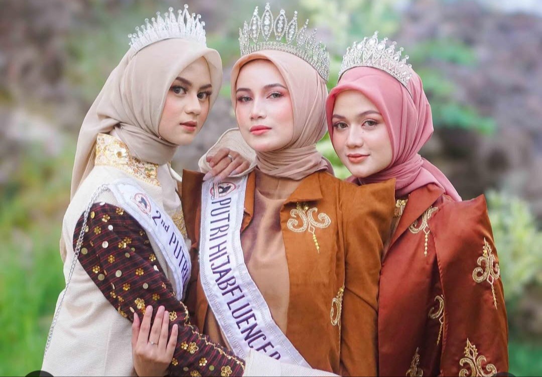 Eksklusif! Mengintip Lebih Dekat Kecantikan dan Kharisma Putri Hijabfluencer Lampung 2024
