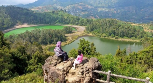 Exploring 5 Exotic Dieng Lakes, a Cloud-Top Natural Paradise You Must Visit