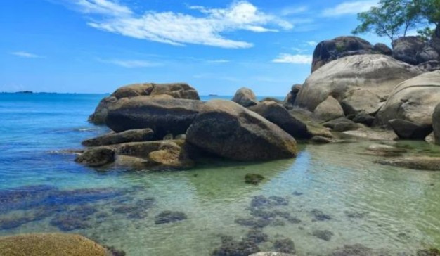 Relaxing Holiday in Bangka: Sungailiat's Quiet Beaches & Calming Nature Charm