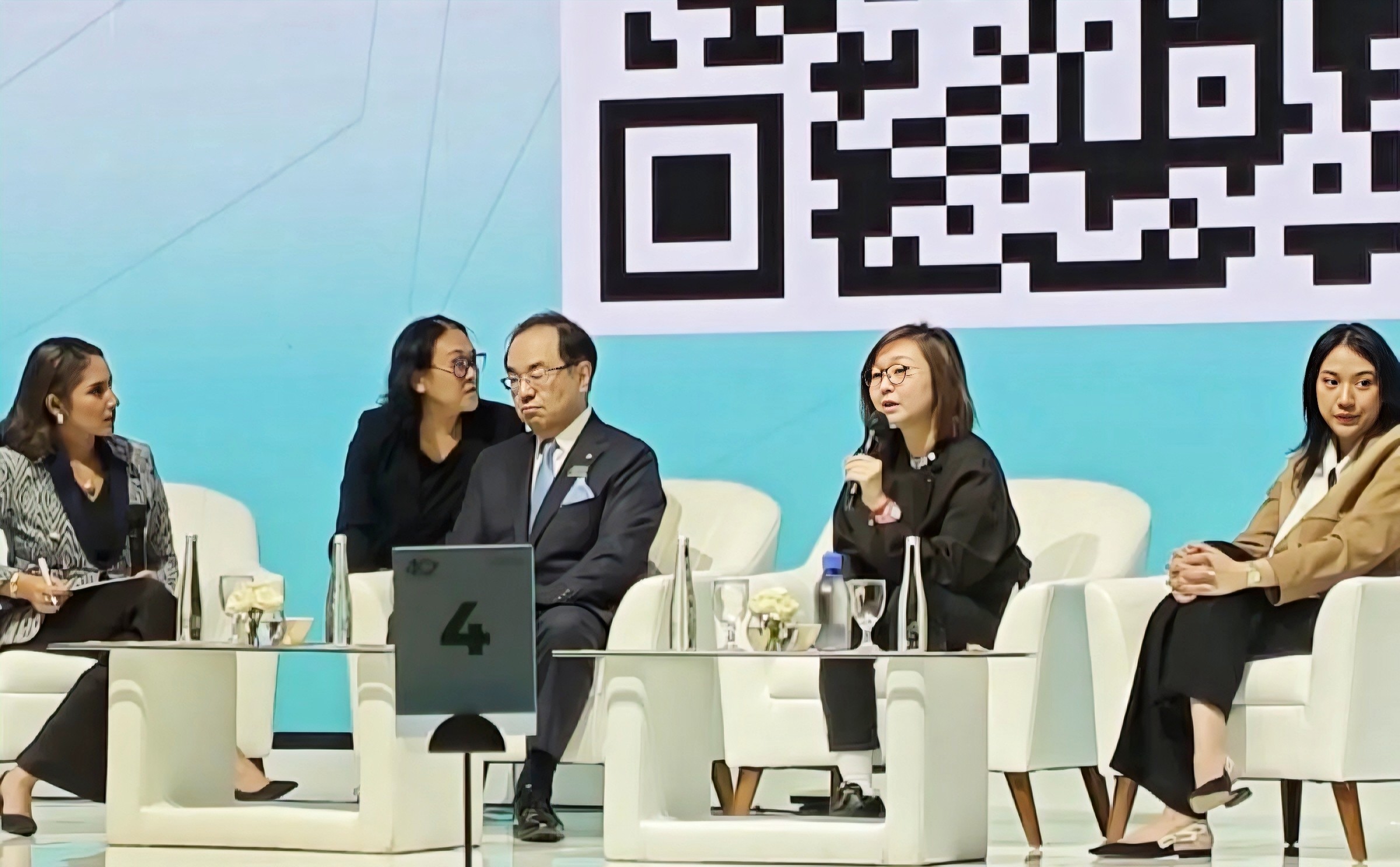 Ministry Aims to Empower Women in the Digital Economy Sector | NNC ...