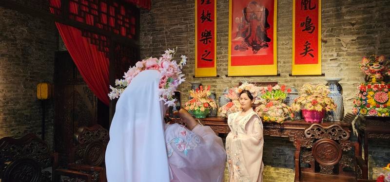 Sejumlah Mahasiswa Negara Asia Tenggara Nikmati Perjalanan Budaya Imersif di Shanxi, China