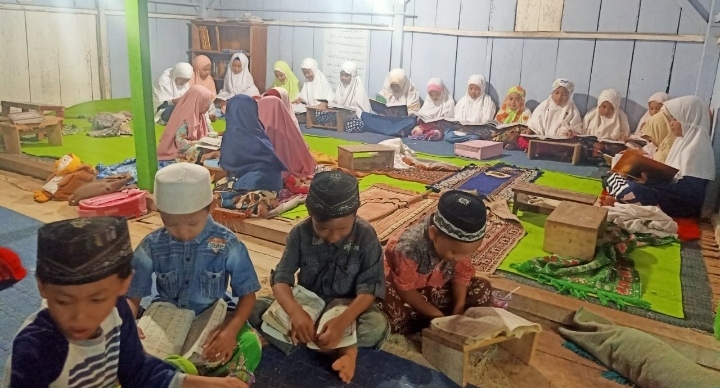 Peduli pada Yatim Piatu dan Dhuafa, Yayasan Ufuk Indonesia Galakkan Program Sedekah Jumat