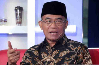 Zainudin Amali Resmi Mundur Dari Menpora, Penggantinya Muhadjir Effendy ...