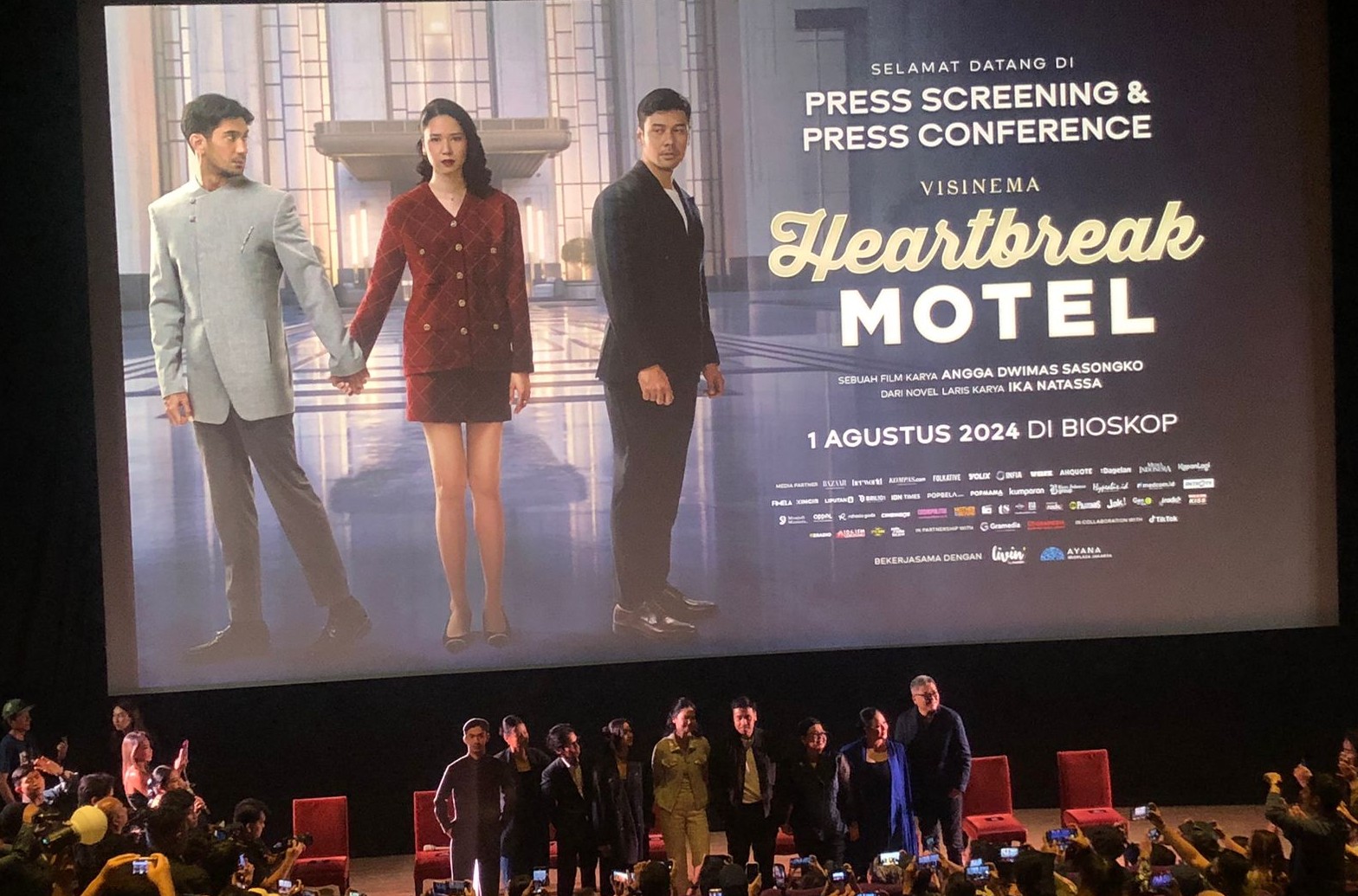 Diadaptasi dari Novel, Film "Heartbreak Motel" Tayang Hari Ini